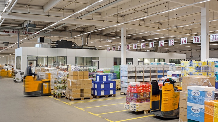 ALDI Logistikbeleuchtung