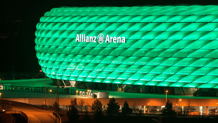 Fassadenbeleuchtung Allianz Arena