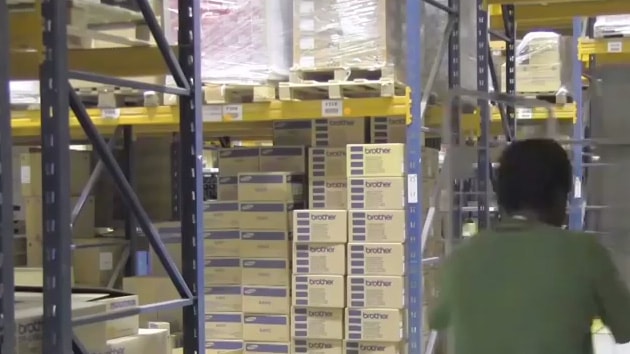 La nouvelle solution d'éclairage LED contrôlé permet à Axro de réaliser d'importantes économies à Hambourg
