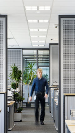 Mehr Produktivität am Arbeitsplatz mit Philips Bürobeleuchtung 