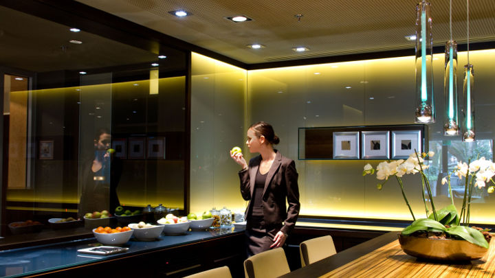 Die Philips Strahler in den Tagungsräumen tragen zur Belebung des Marriot Hotels in Frankfurt bei