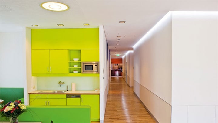 L'environnement coloré et apaisant de l'hôpital pour enfants d'Altona mis en lumière par l'éclairage Philips