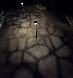 Différents effets au sol peuvent être obtenus avec le luminaire Metronomis LED