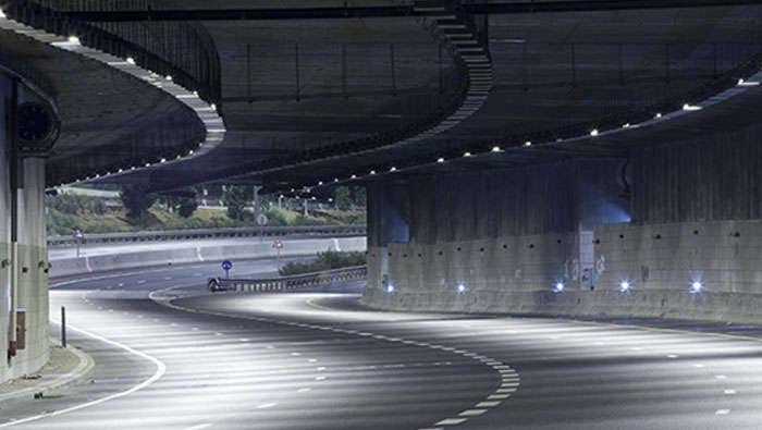 Tunnel mis en lumière par Philips Lighting 
