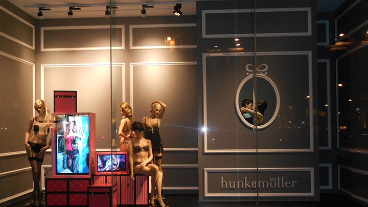 Philips Lighting PerfectScene Dynamic Window bietet Ihnen einfache Kontrolle über die LED-Beleuchtungen für Ihr Schaufenster