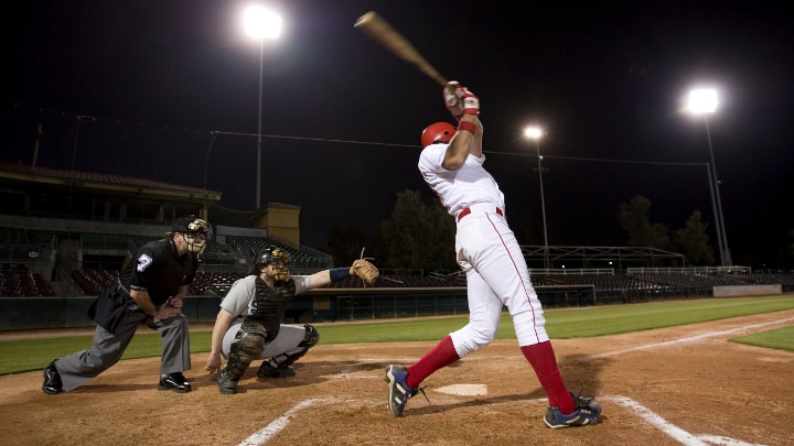 Éclairage des terrains de baseball et softball