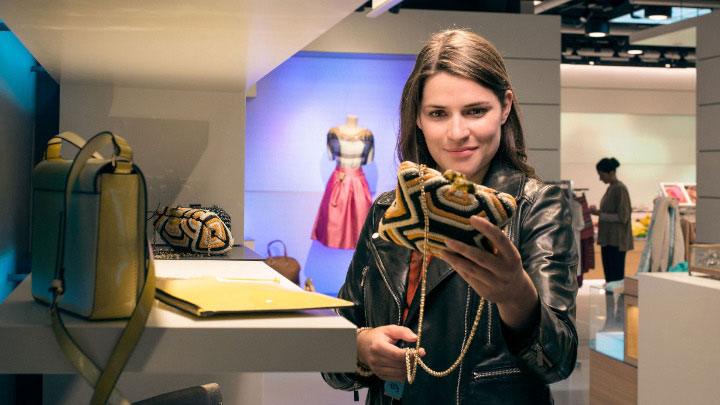 Les LED créent une ambiance calme et reposante dans une boutique de vêtements