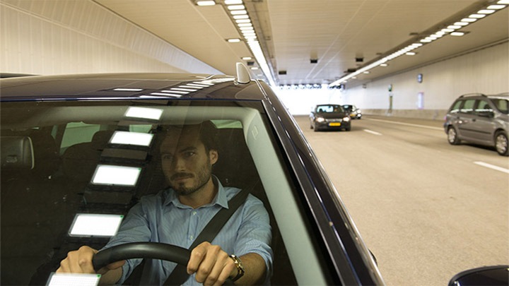 Tunnel sûr et bien éclairé