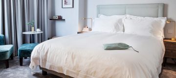 Bietet Gastfreundschaft